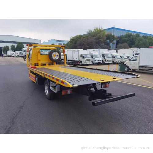 ISUZU 4x2 flat bed wrecker towing truck